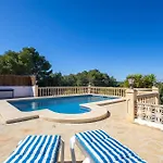 Casa Cansala, Main Floor Of Family Villa, In Quiet Residential Area Of Javea, Perfect For A Family Or A Relaxed Base For Couples Or Solo Travellers Apartment